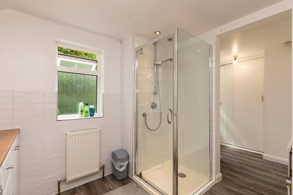 Crawley Rd Apartment in Horsham District