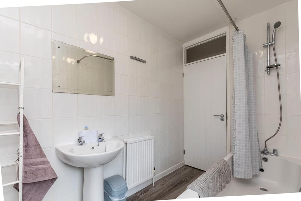 Crawley Rd Apartment in Horsham District