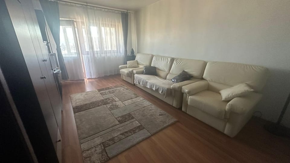 2 Rooms Center Ramnicu Valcea Apartment in Romania