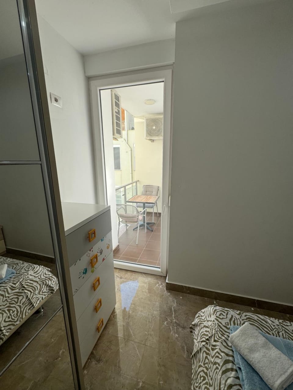 Bed, Balcony/Terrace, Bedroom