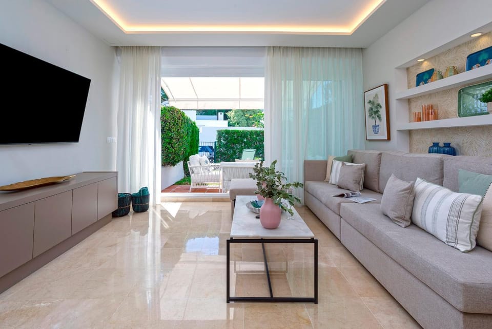 TV and multimedia, Living room, Other, Seating area