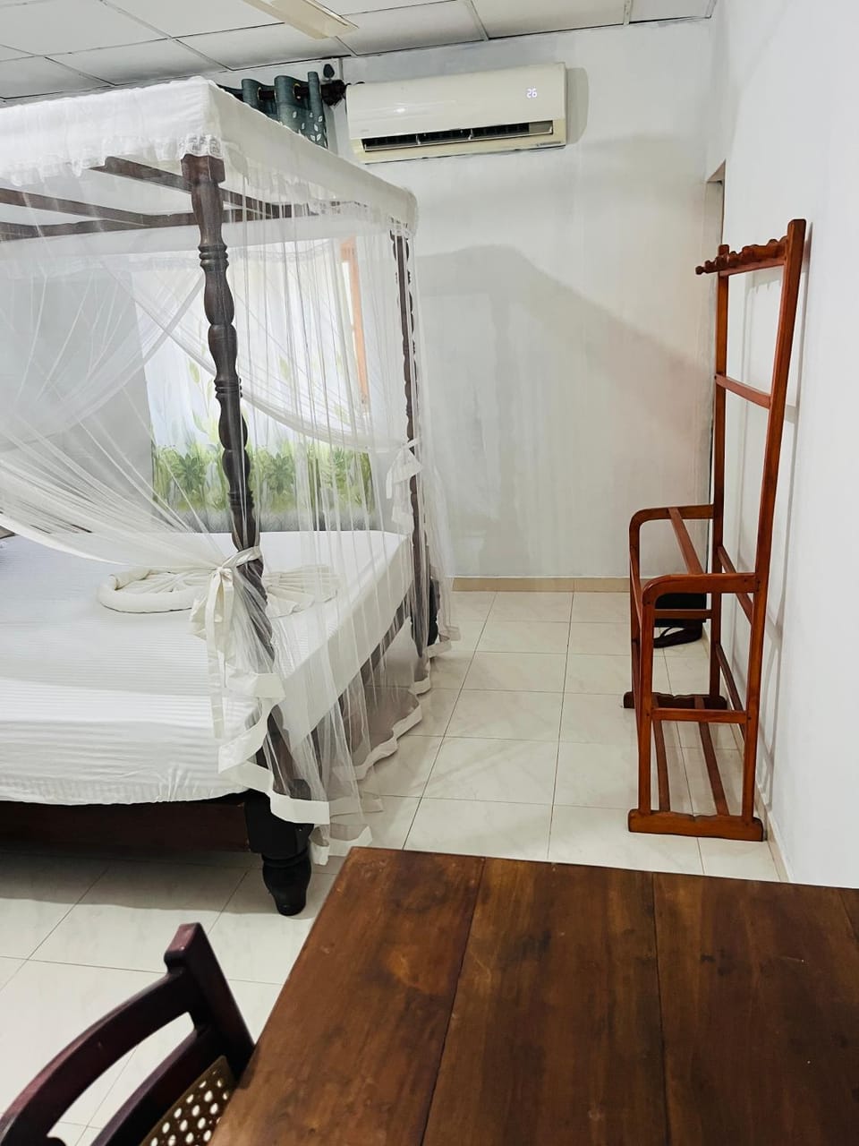 Bedroom, air conditioner