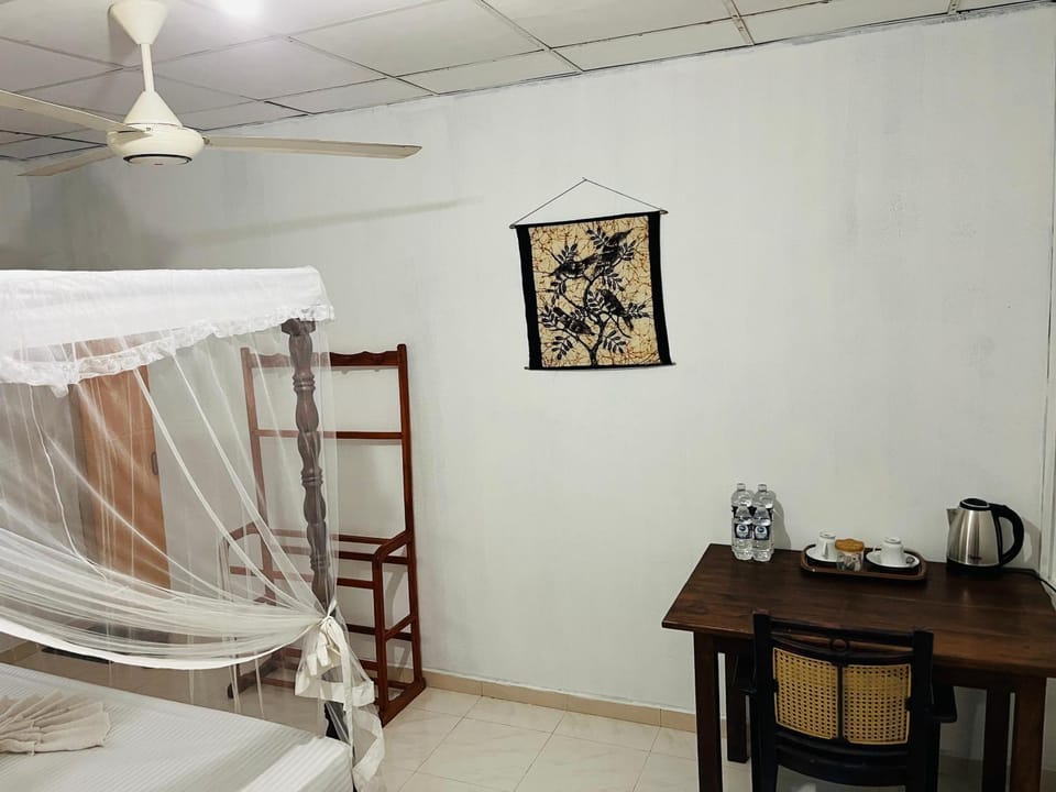 Coffee/tea facilities, Photo of the whole room, Bedroom