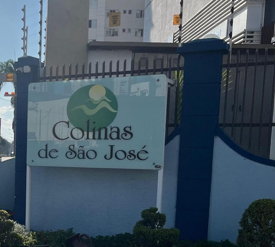 Apartamento em frente Shopping Colinas Apartment in Sao Jose dos Campos