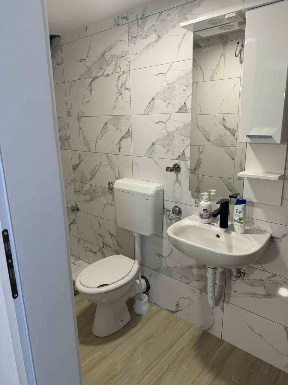 Toilet, Bathroom