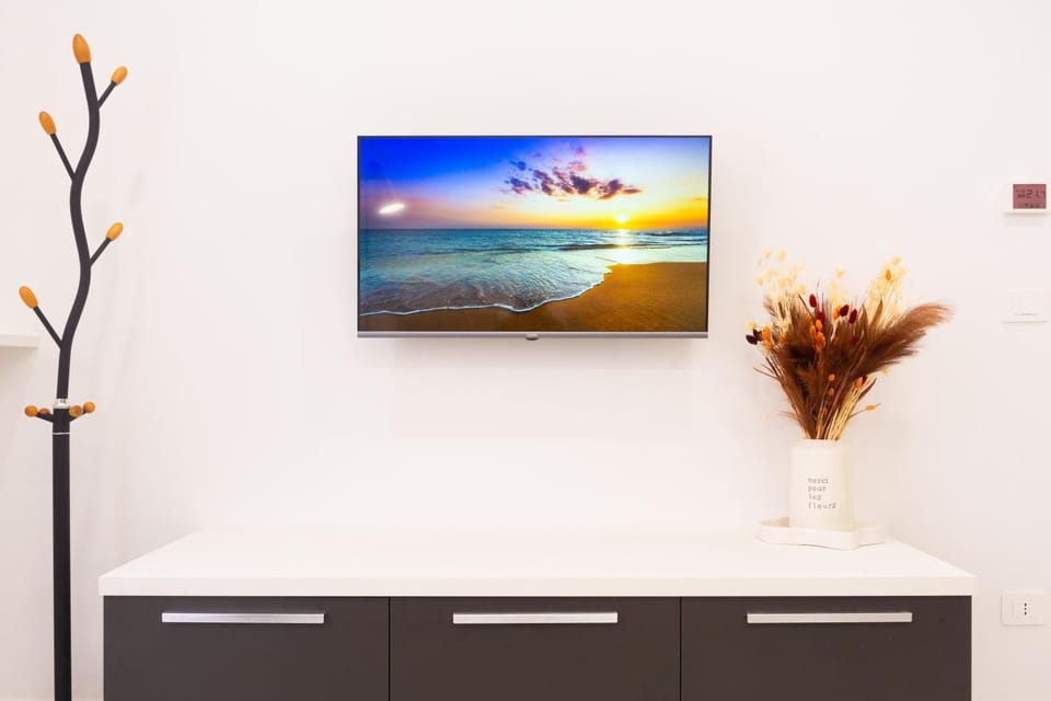 TV and multimedia, Decorative detail, Evening entertainment