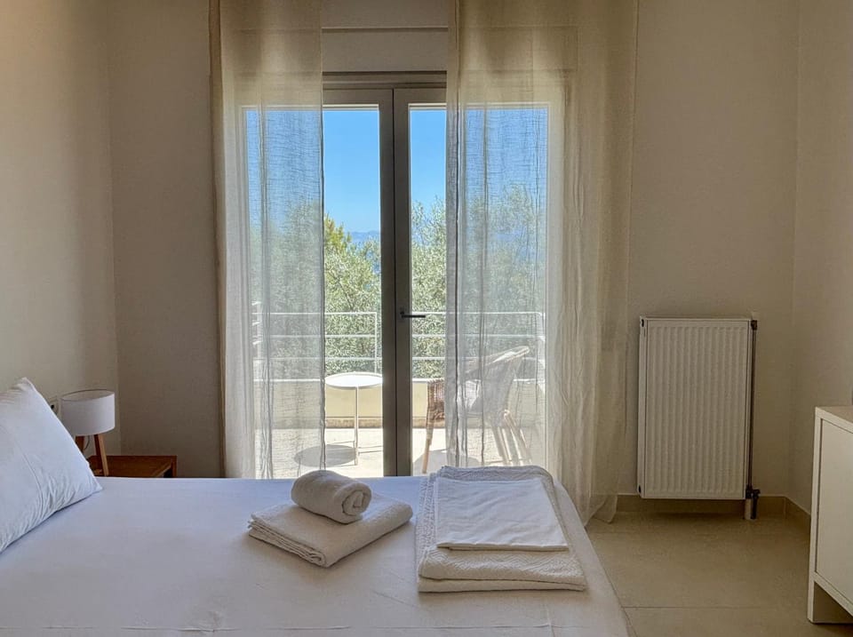 Ktima Bird Paradise Villa in Greece