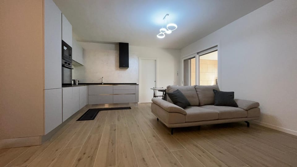 Kitchen or kitchenette, Seating area
