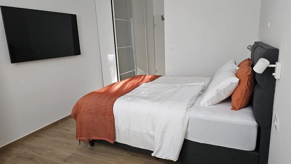Memento Ljubljana Apartments with Private Bathrooms & Shared Kitchen Apartment in Ljubljana