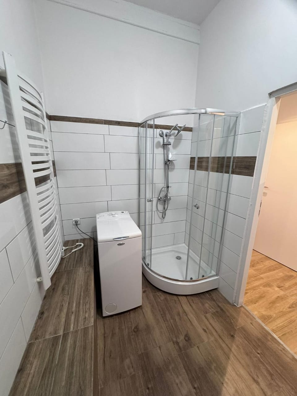 Shower, Bathroom, washing machine