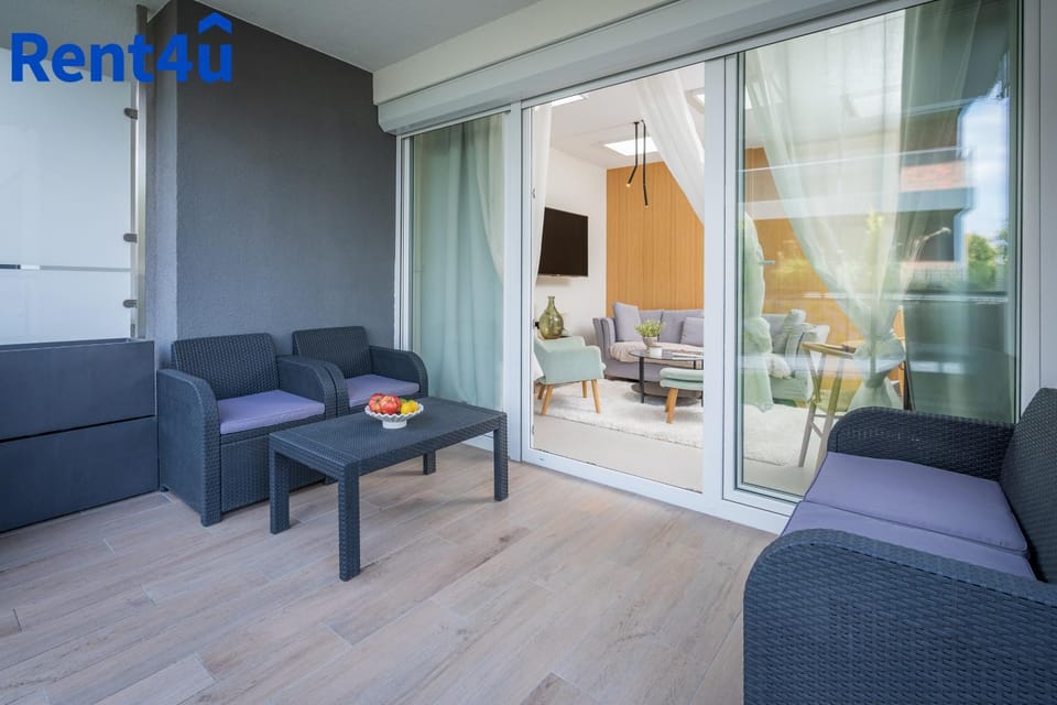 Balcony/Terrace, Seating area