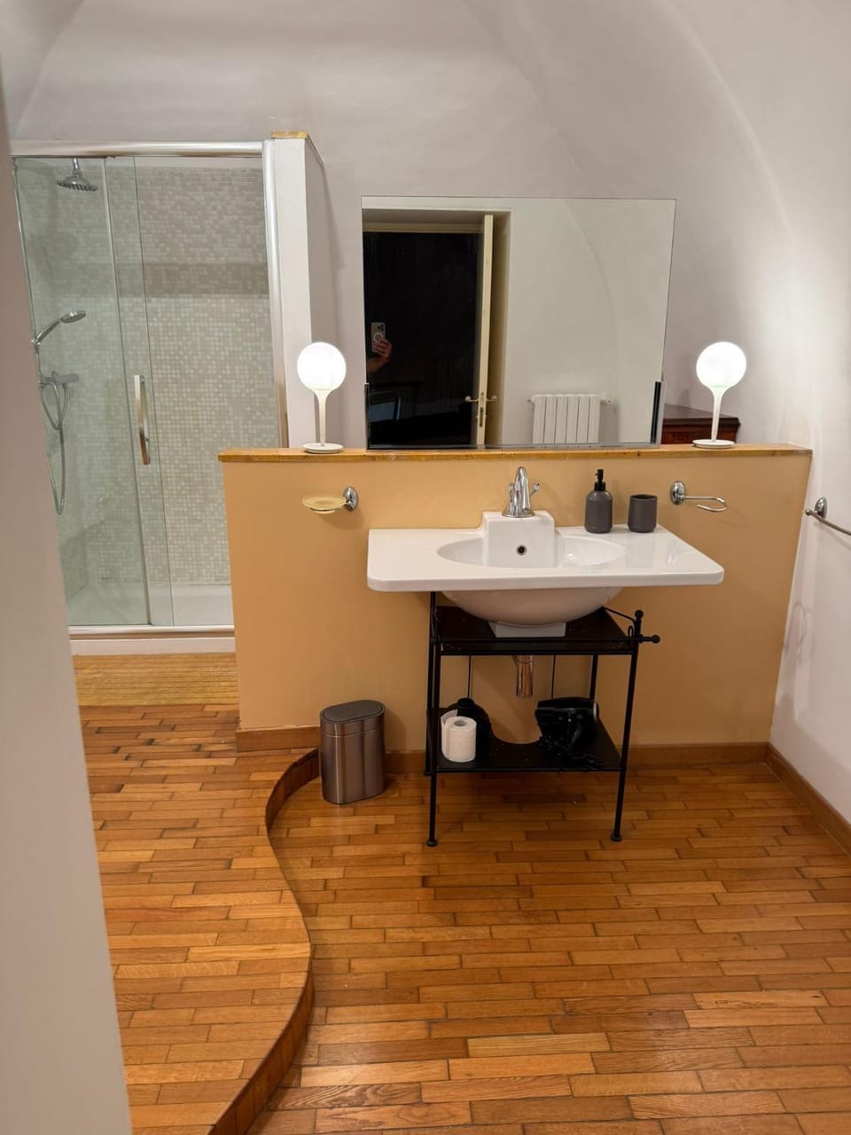 HomeHouseOne Apartment in Bari