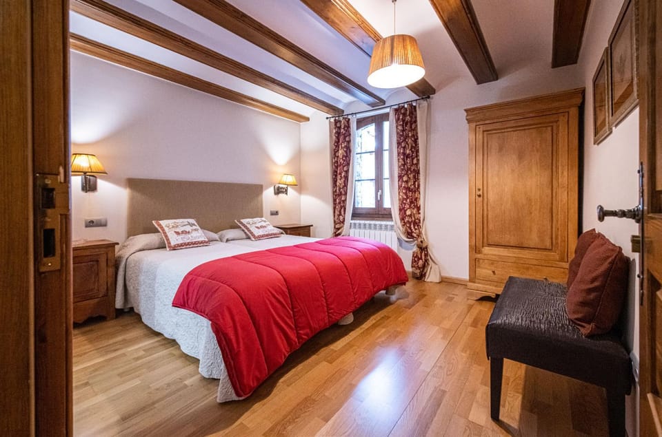 Bed, Bedroom, wardrobe