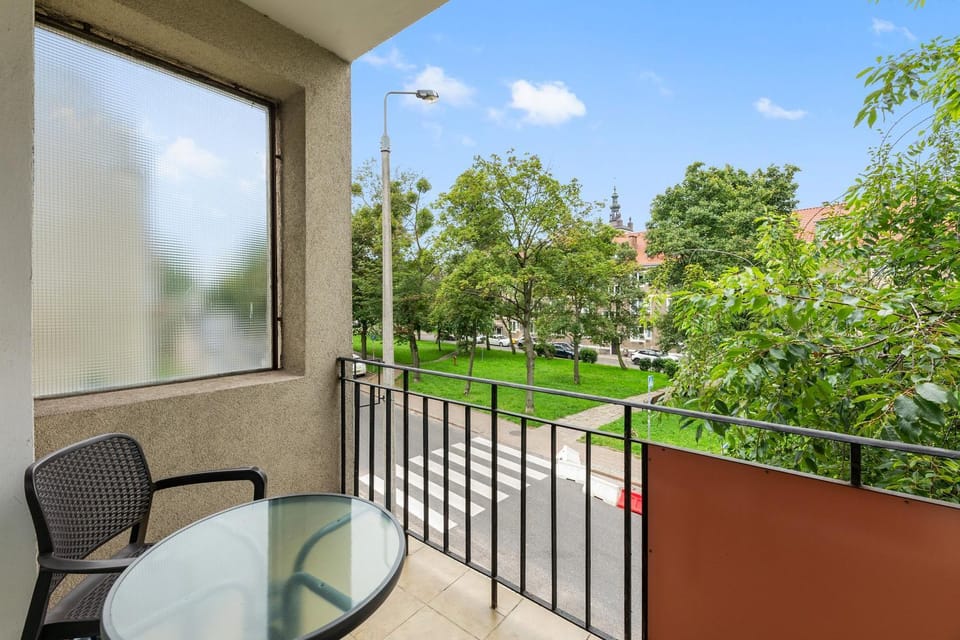 Spring, Day, View (from property/room), Balcony/Terrace