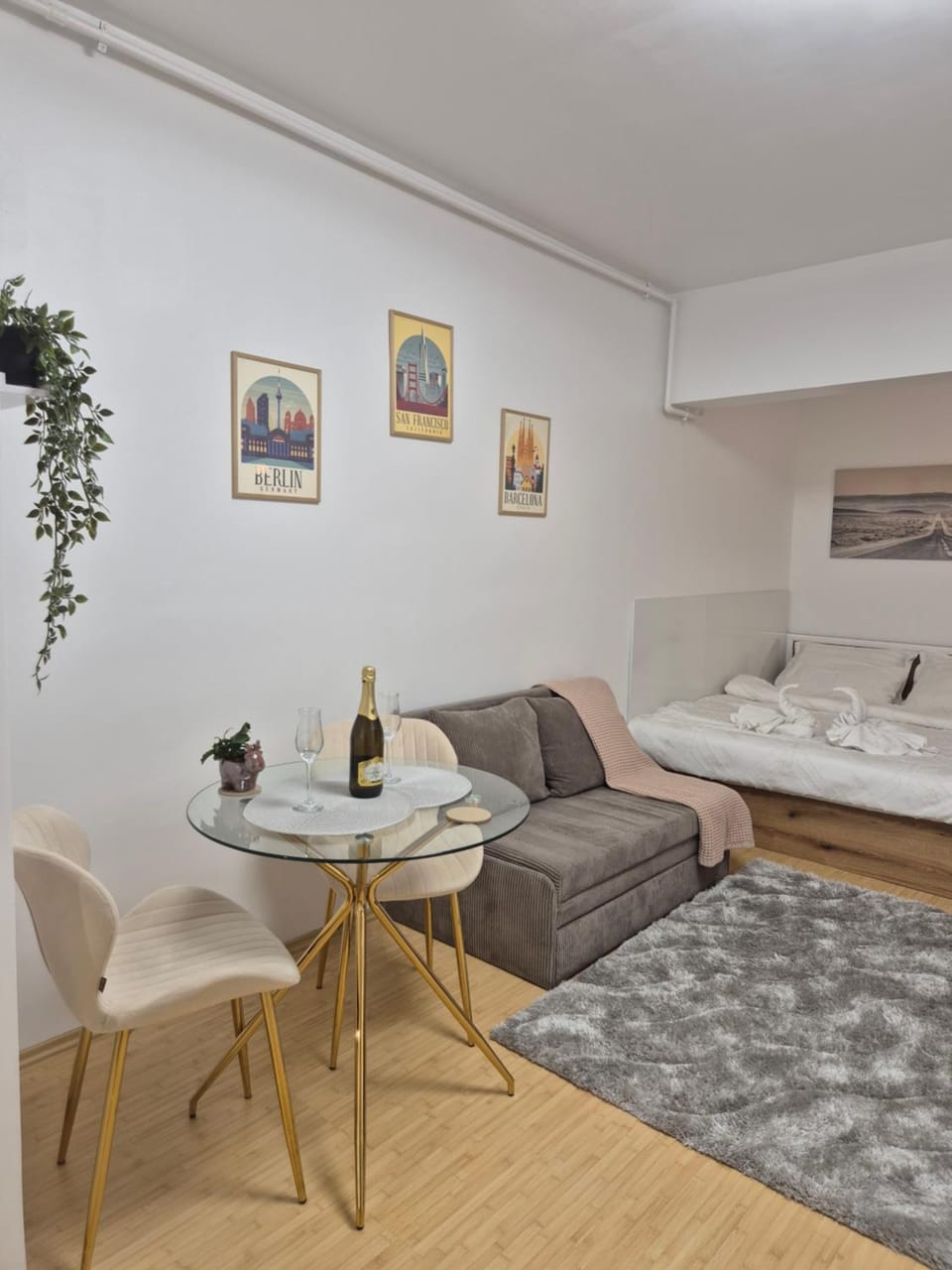 ZenCozy Studio - Free Underground Parking Apartment in Bucharest