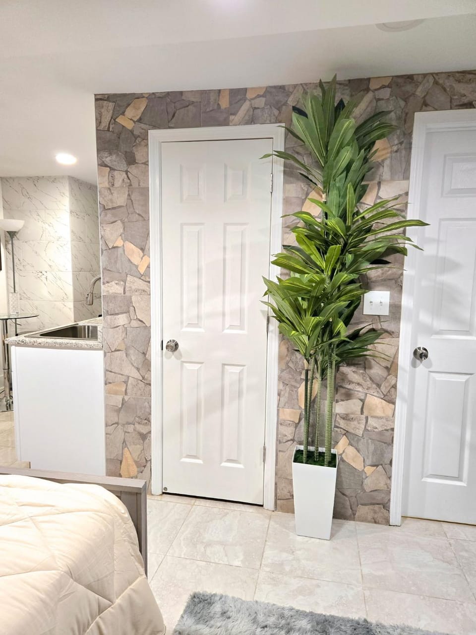 Vessel Hotel Studio Suite of Atlanta Bed and Breakfast in Atlanta