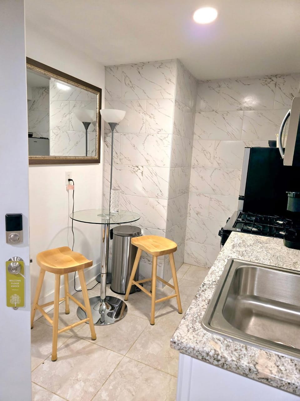 Kitchen or kitchenette