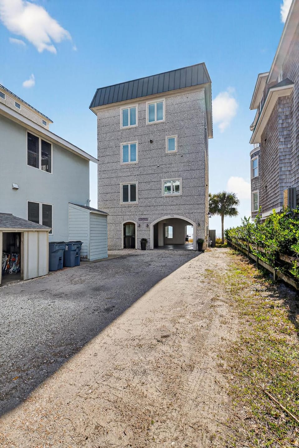 Shasta's On The Beach House in Saint Simons Island