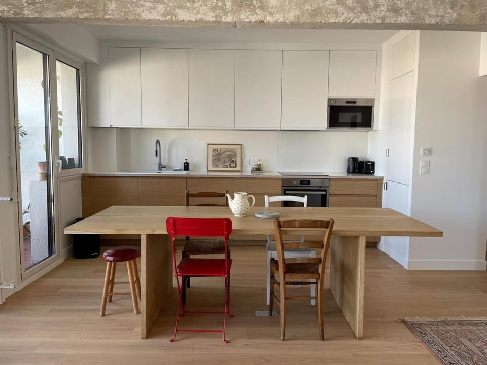 Kitchen or kitchenette, Living room, Dining area, oven, stove, toaster