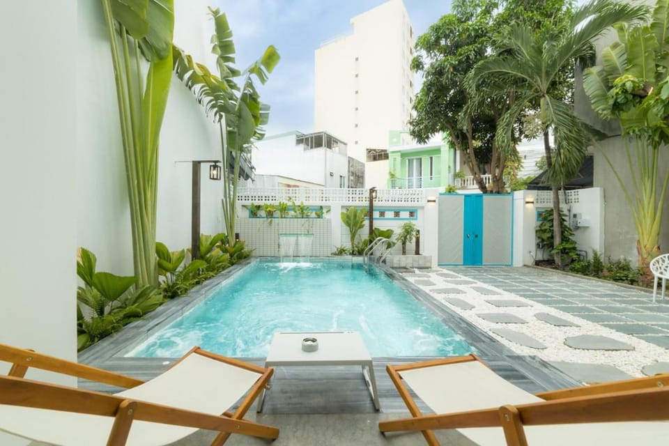 Pool view, Swimming pool