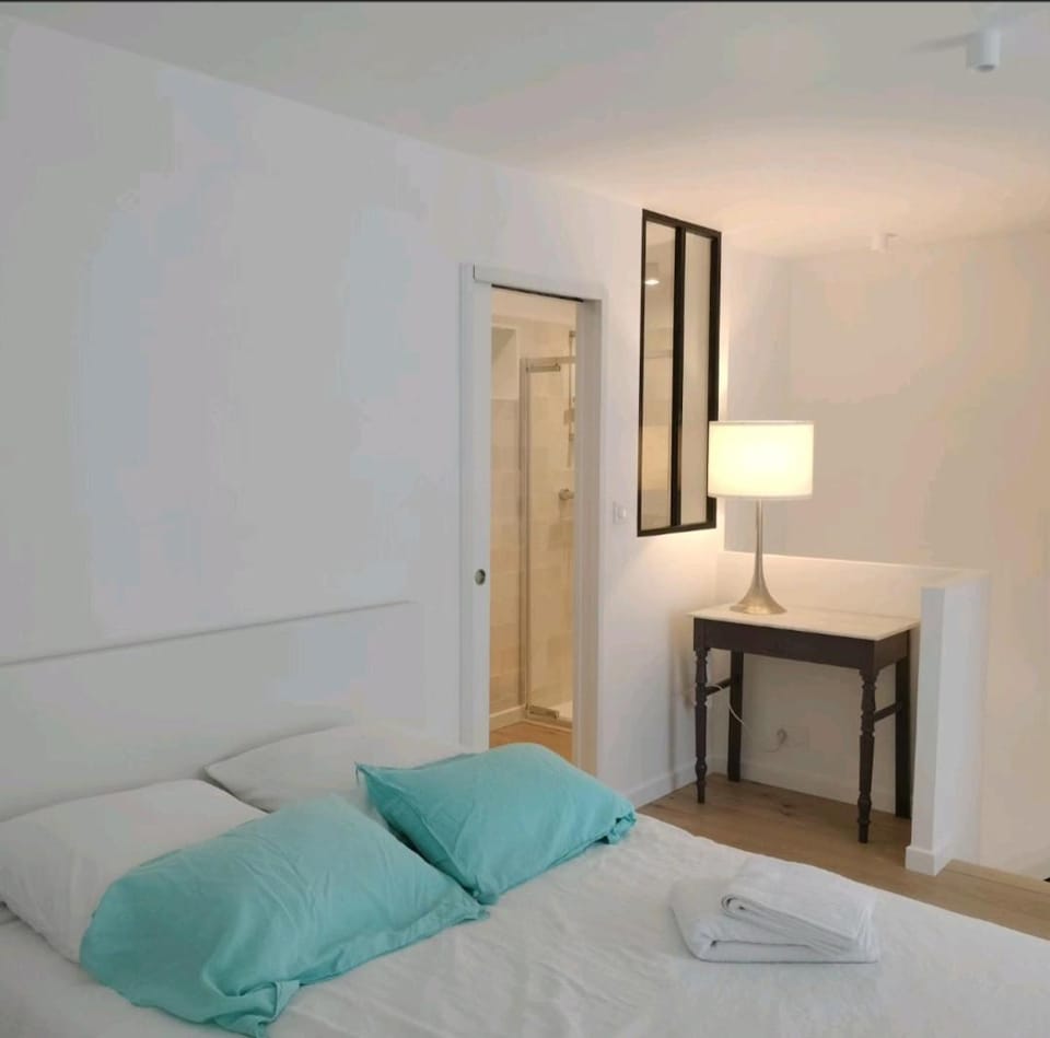 AU PIED DE LA MER AU COEUR DE LA STATION bel appartement contemporain Apartment in Bénodet