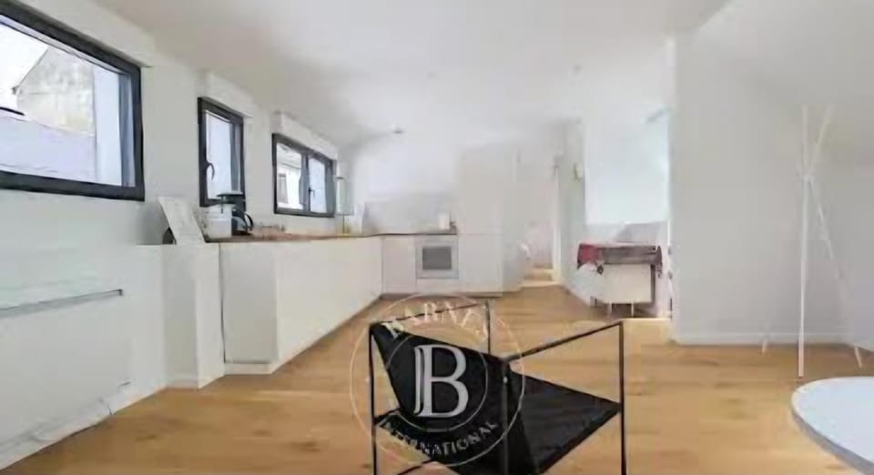 AU PIED DE LA MER AU COEUR DE LA STATION bel appartement contemporain Apartment in Bénodet