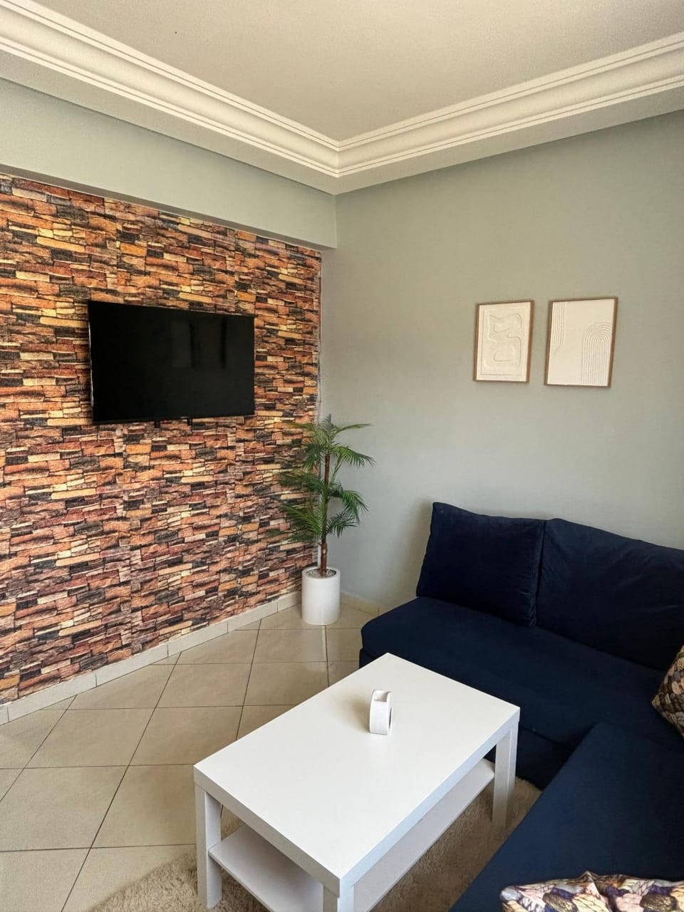 Communal lounge/ TV room, TV and multimedia, Living room, Seating area