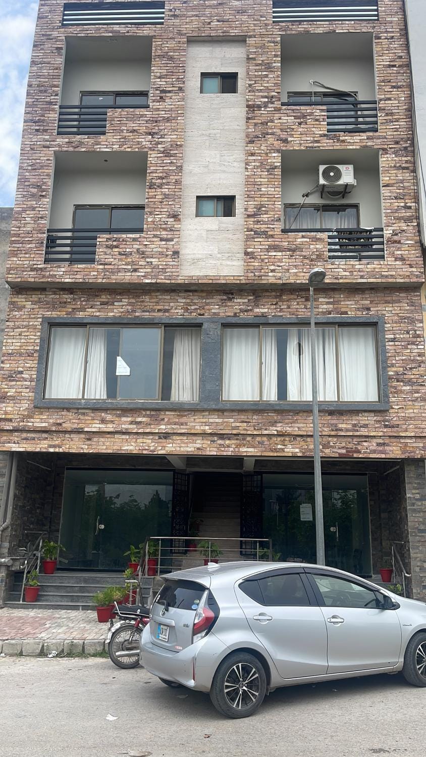 sheen guest rooms Apartment in Islamabad