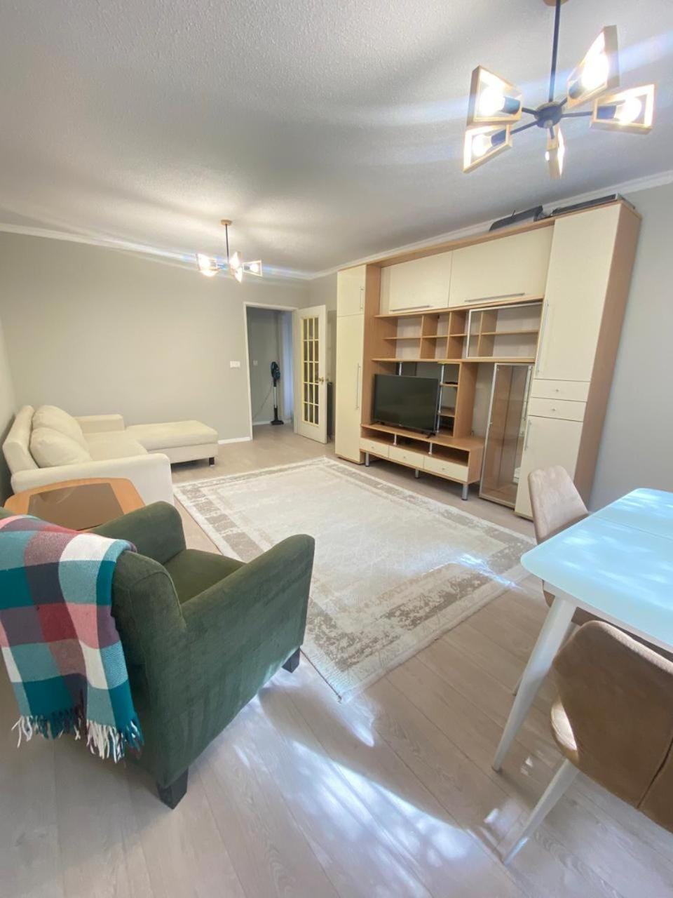 2 комнатная квартира мкр Самал Apartment in Kazakhstan