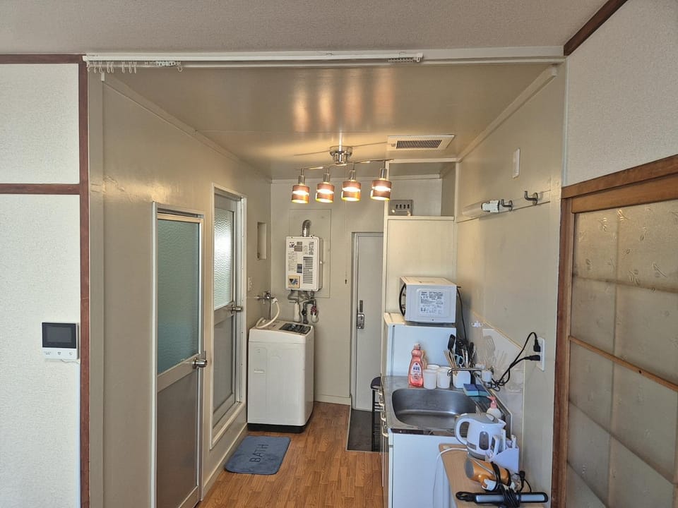 Nipponbashi Stylish Apartment 4 Guests 10min to Namba & 3min to Denden Town Apartment in Osaka