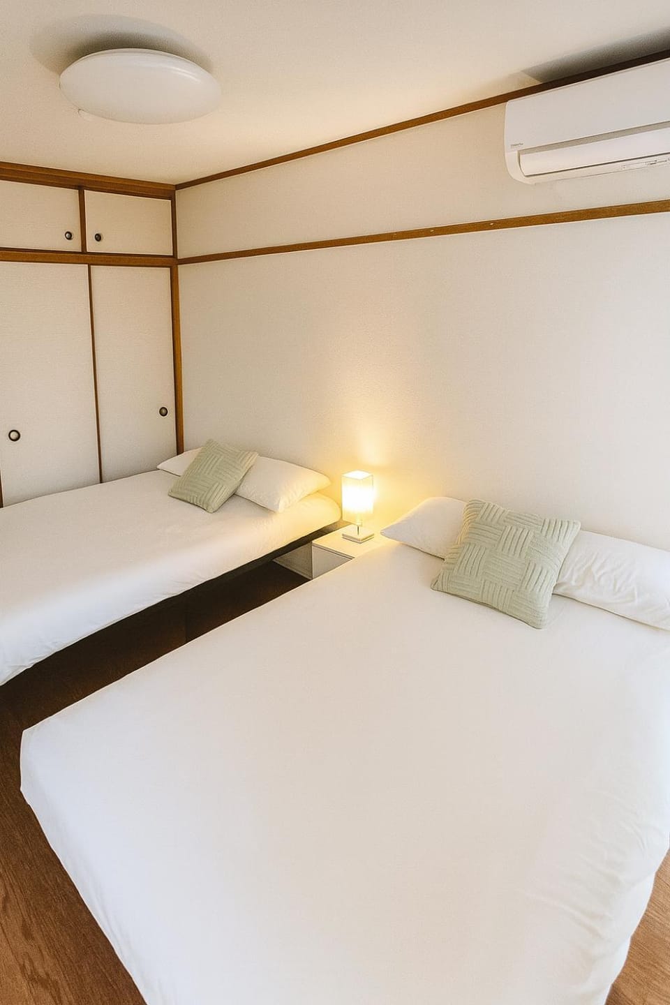 Nipponbashi Stylish Apartment 4 Guests 10min to Namba & 3min to Denden Town Apartment in Osaka
