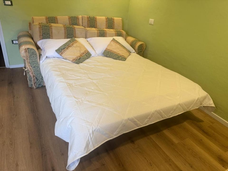 Casa Pallinucci historic center Apartment in Capannori