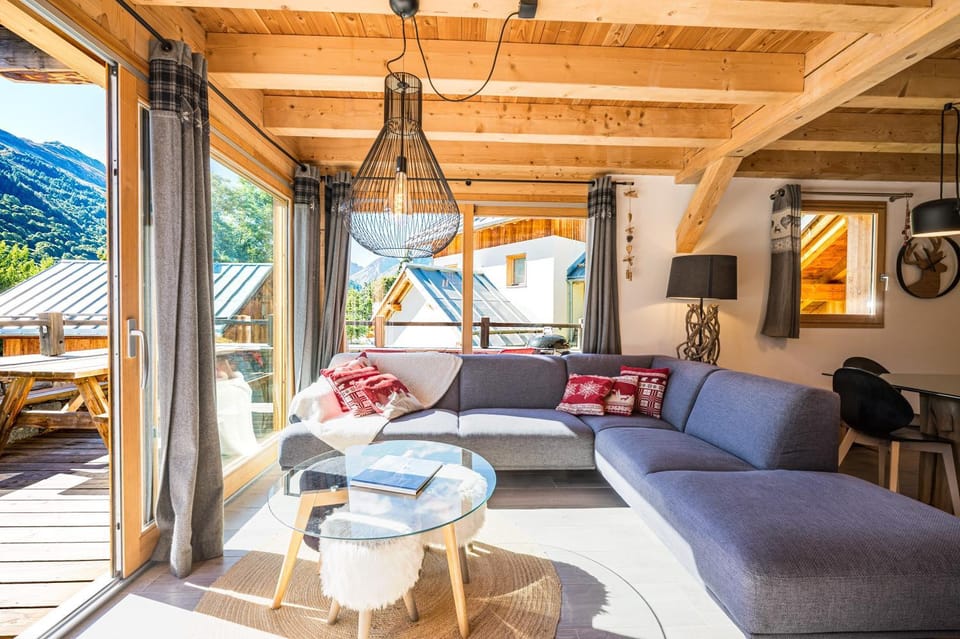 Property building, Living room