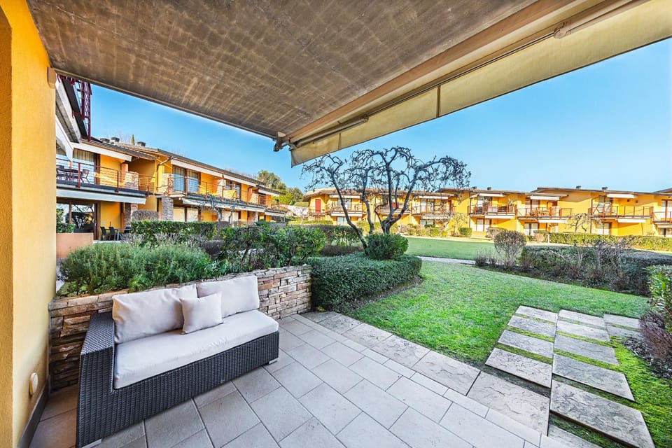 Patio, Garden, Garden view