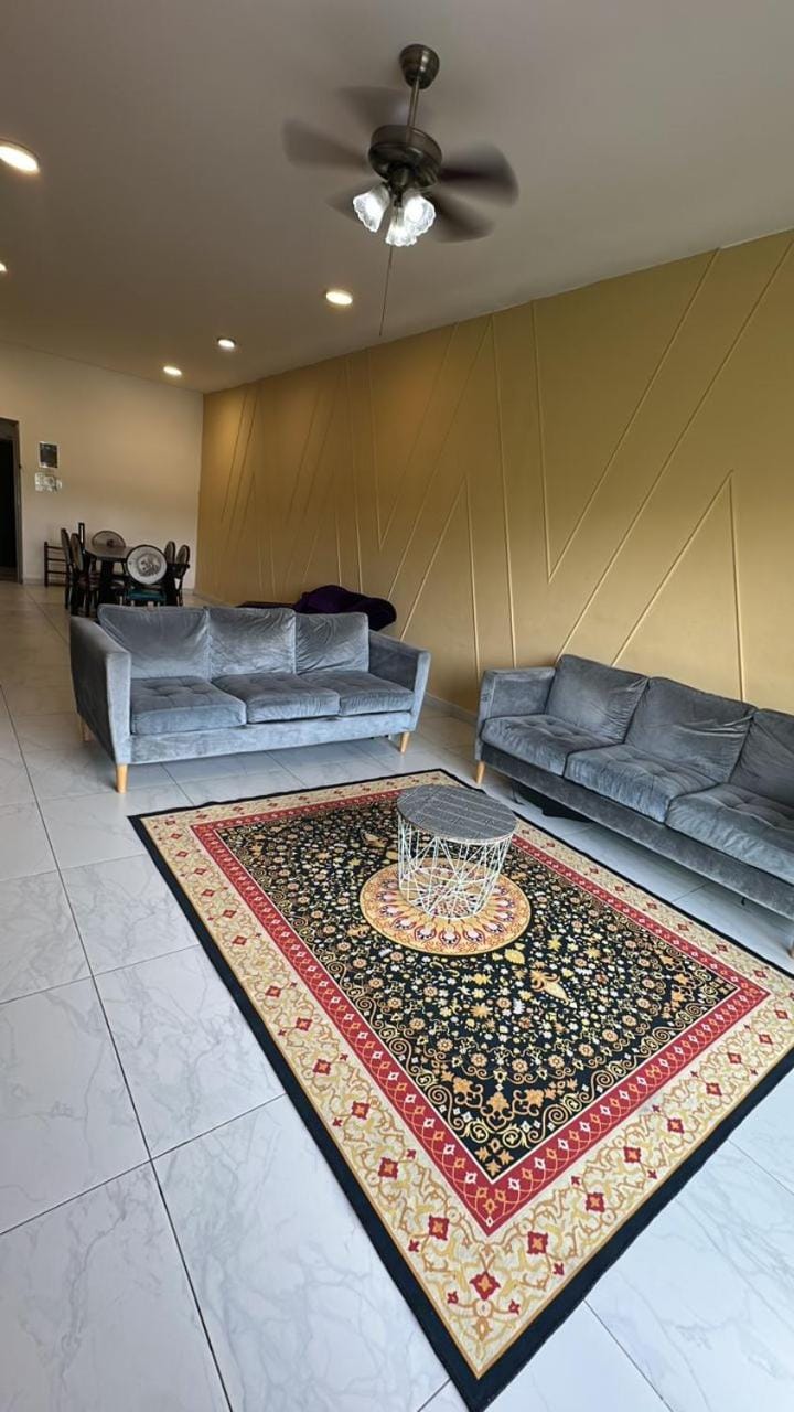 Adik Aisyah homestay cameron quintet A3-7-3 Apartment in Tanah Rata