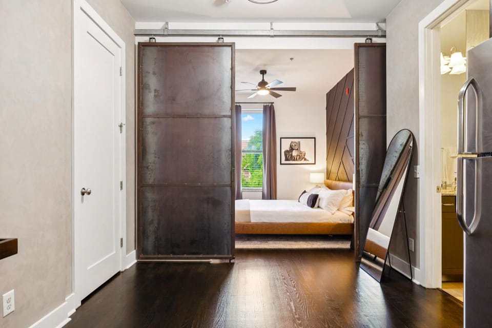 Neon Daes Amazing 1 Bedroom Near Vandy and Broadway House in Nashville