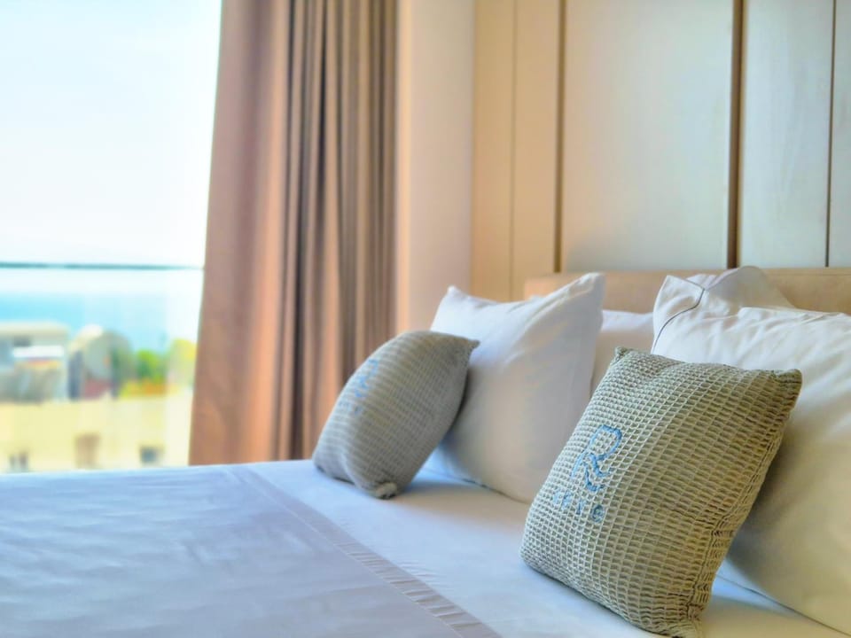 Bed, Photo of the whole room, Bedroom, Sea view
