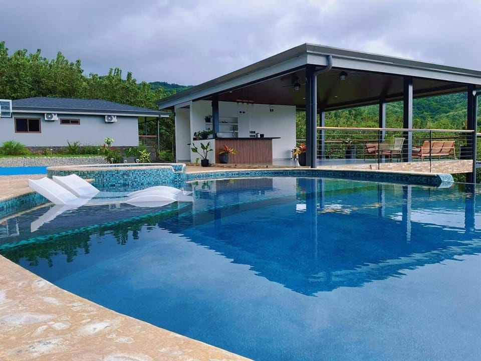 Casa Brisa house in the mountains 15 minutes from the beach House in Guanacaste Province