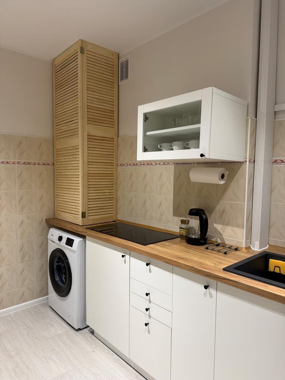 microwave, washing machine, kitchen
