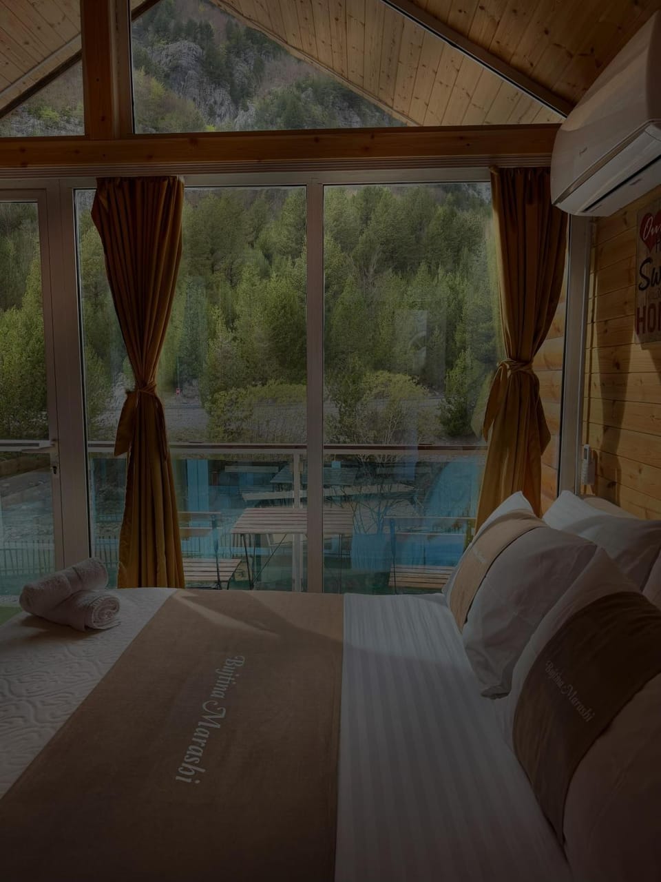 Guesthouse Marashi Bed and Breakfast in Montenegro