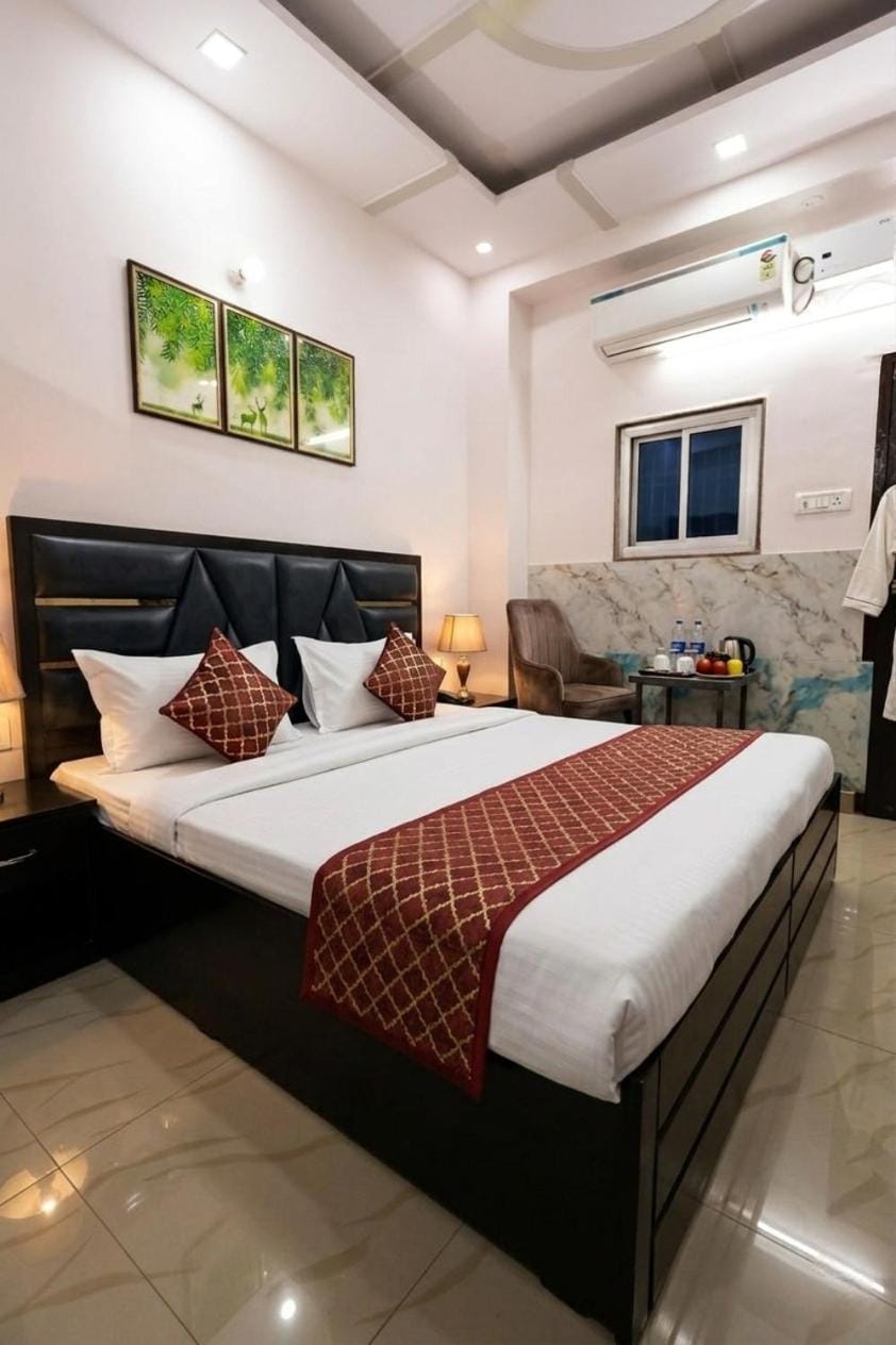 Mahadev P Guest House Bed and Breakfast in Varanasi