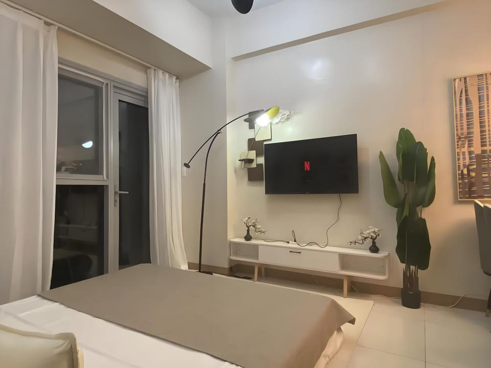 Communal lounge/ TV room, TV and multimedia, Evening entertainment