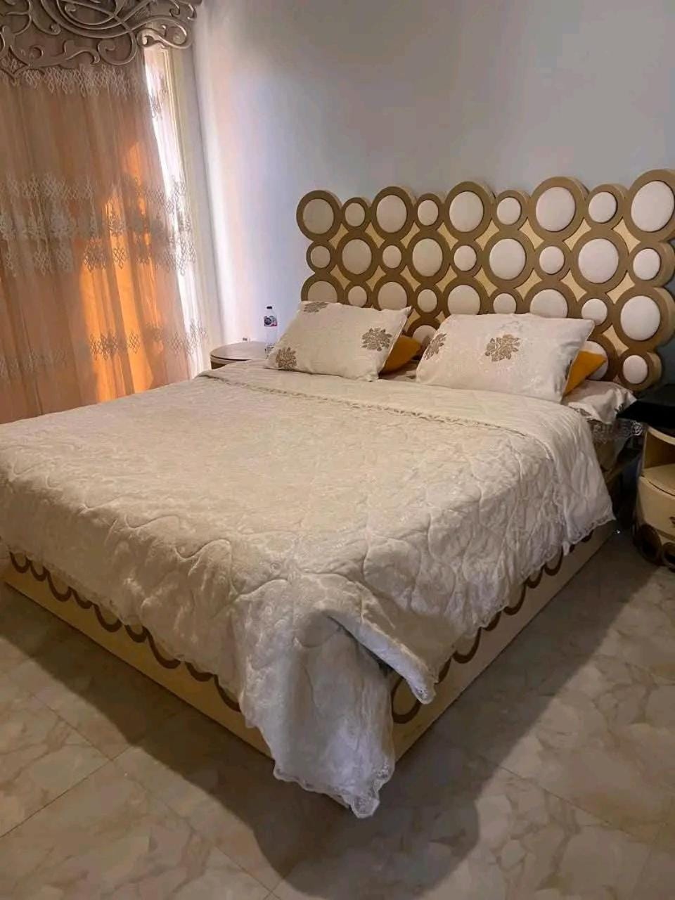شقه فندقيه بالمنيل الروضه Apartment in Cairo