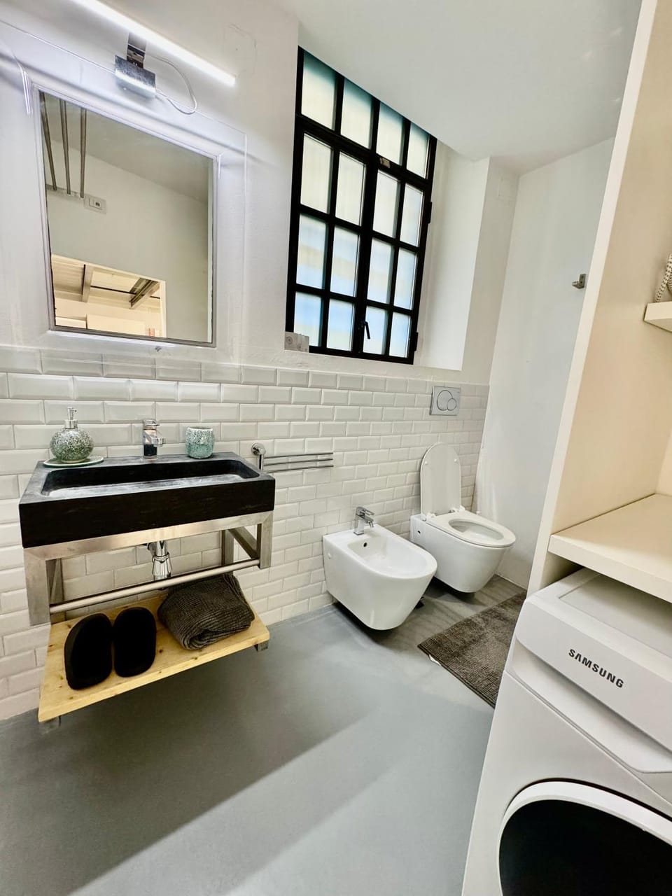 San Gottardo Charming Loft Apartment in Milan