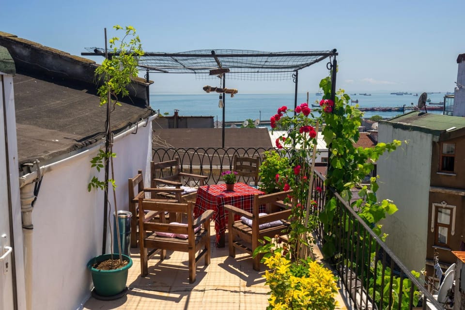 View (from property/room), Balcony/Terrace, Sea view