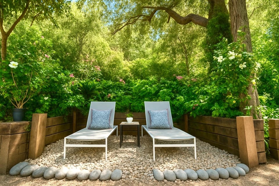 Neighbourhood, Natural landscape, Garden, Garden view, Garden view, sunbed
