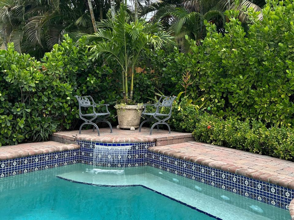 Seating area, Pool view, Swimming pool