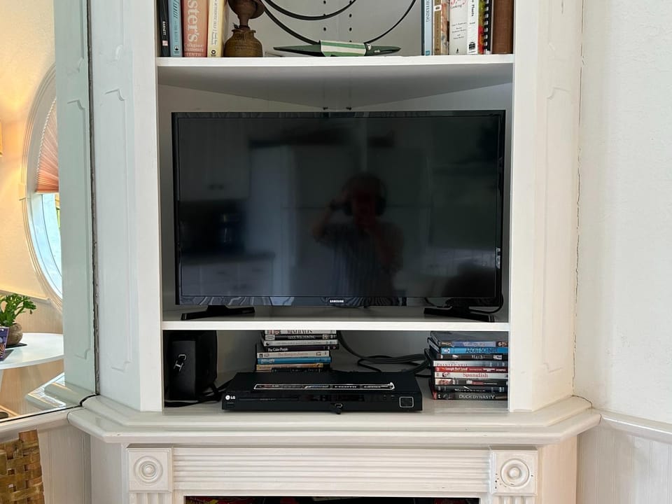 TV and multimedia, Entertainment
