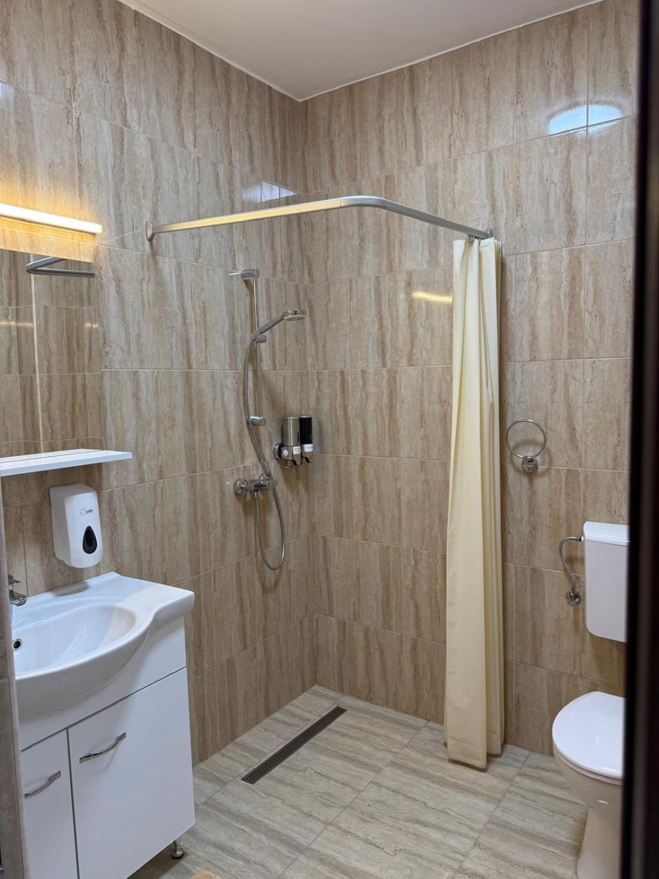 Pensiunea Agroturistica Regia Farm Stay in Romania