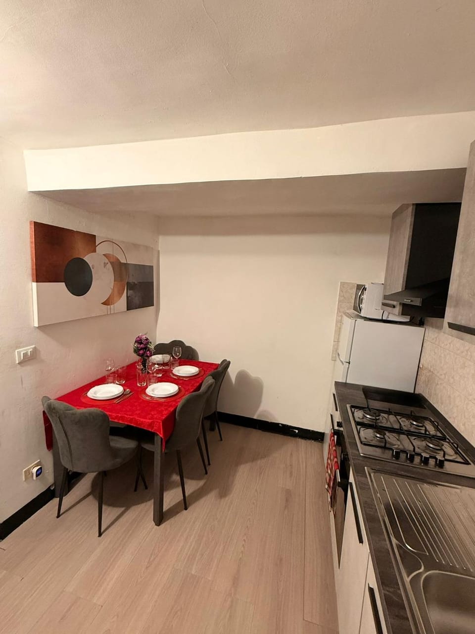 Kitchen or kitchenette